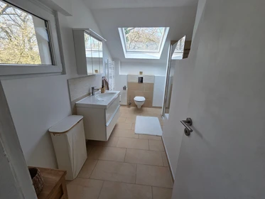 Chambre privée à Emdener Straße, image 15 de 27
