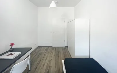 Privatzimmer in der Kottbusser Damm, Kreuzberg, bild 2 von 10