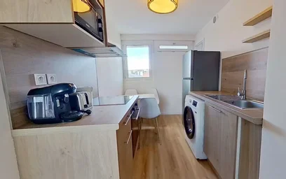 Private room at Rue de Pressensé, Vallée Béreult, image 9 of 10