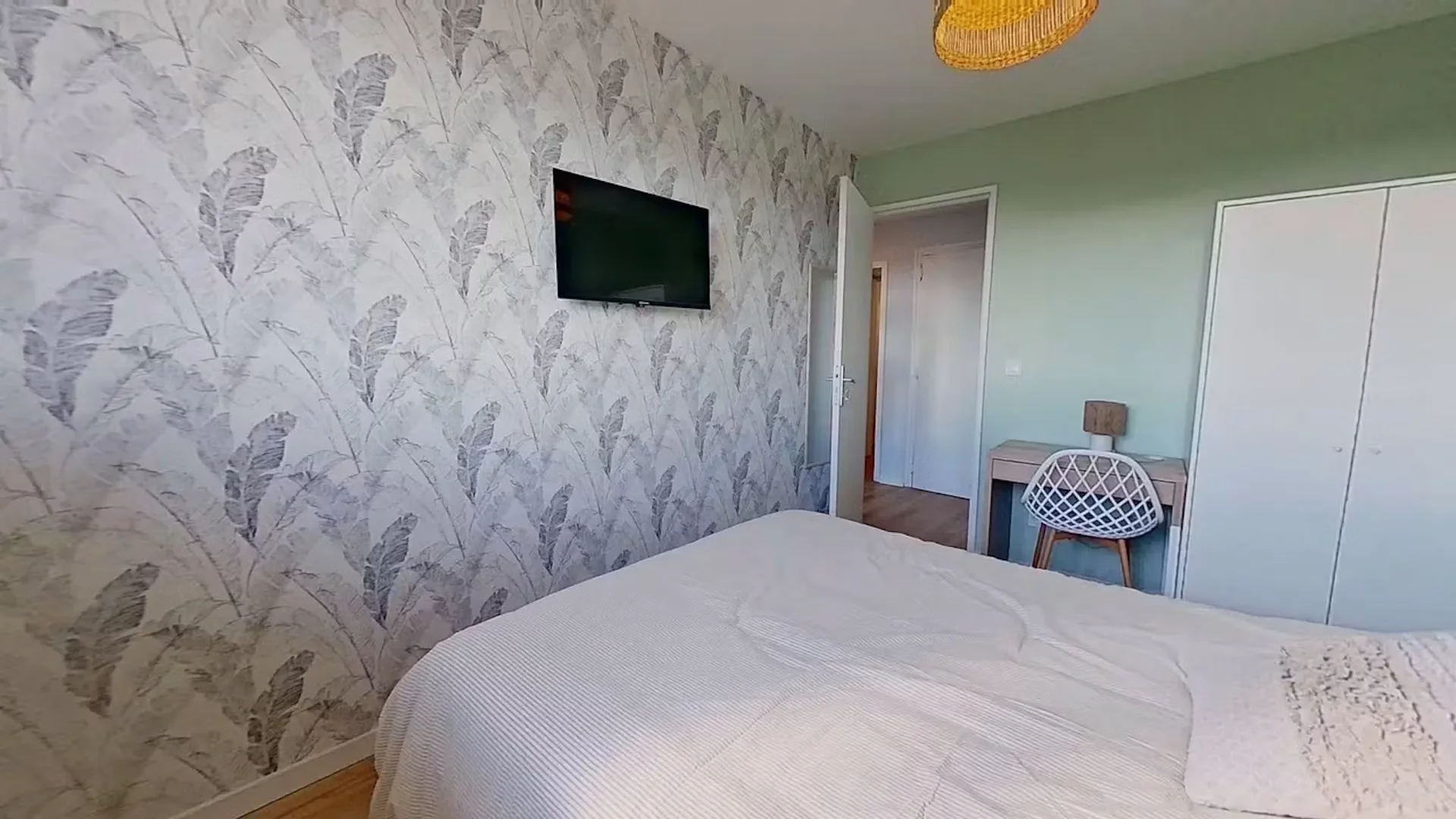 Affordable room for students with ample lighting in