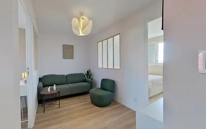 Private room at Rue de Pressensé, Vallée Béreult, image 1 of 10