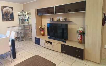 Całe miejsce Via Maristella, Collestrada, obraz 2 10