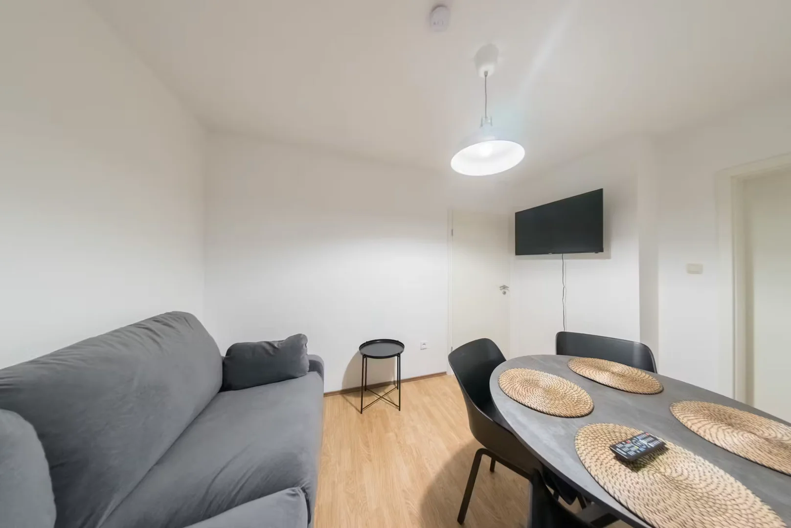 Komfortables und geräumiges Studentenzimmer in 
