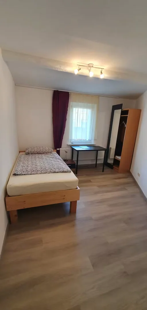 Przyjazny dla studentów pokój w  z nowoczesnymi udogodnieniami