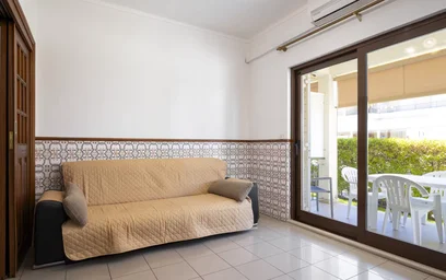 Entire apartment at Rua da Abelheira, Quarteira, image 3 of 10