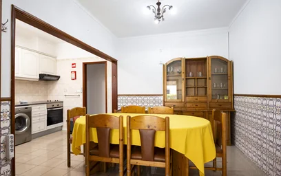 Entire apartment at Rua da Abelheira, Quarteira, image 4 of 10