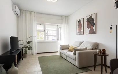 Logement situé dans le centre de {area}