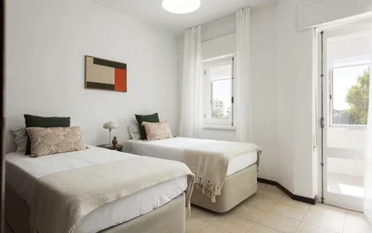 Logement entier à Estrada da Senhora da Saude, Faro, image 5 de 10