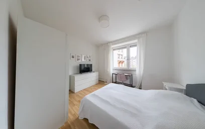 Quarto privado em Robert-Mayer-Straße, Frankfurt am Main-Innenstadt II, imagem 1 de 10