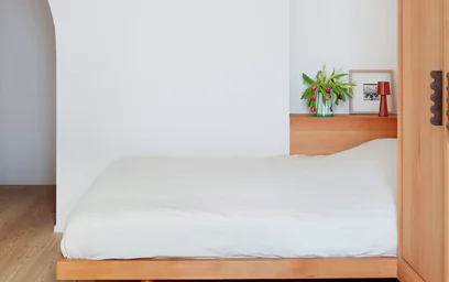 Quarto para alugar com cama de casal em {area}