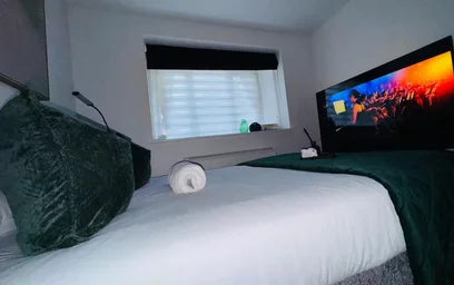 Entire apartment at Cook Square, Erith, image 6 of 10