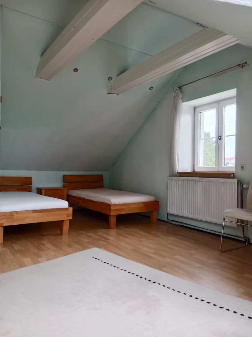 Comfortable and spacious student room in