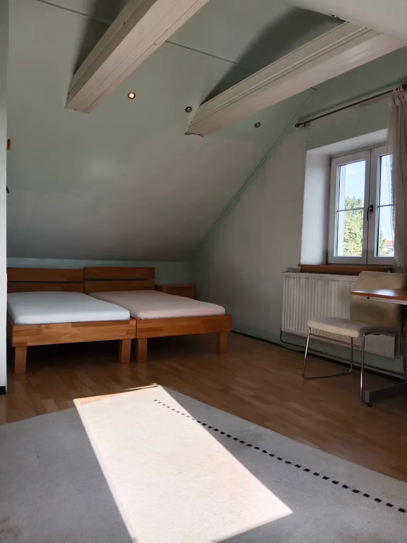 Bright and airy student room with easy university access in