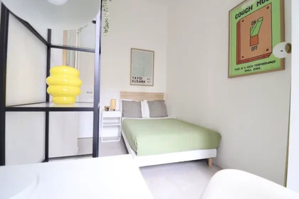 Private room at Rue Vernier, Vernier, image 9 of 10