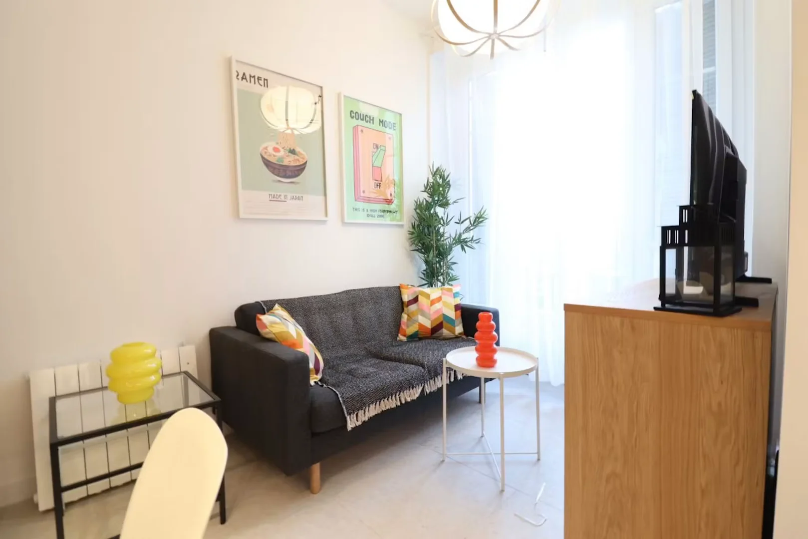 Room for rent in student apartment in , fully furnished