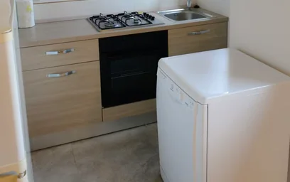 Dairenin tamamı konumu Via Palazzaccio, Tavarnuzze, 10 10 görüntüsü