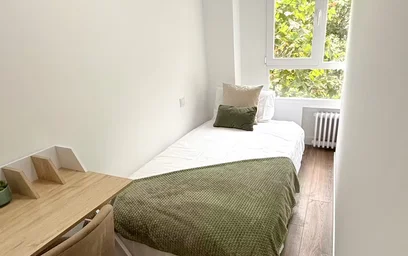 Room for rent in a shared flat in {area}
