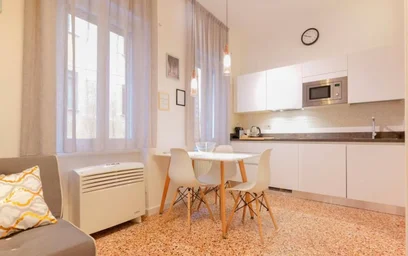 Dairenin tamamı konumu Via Farini, Santo Stefano, 2 10 görüntüsü