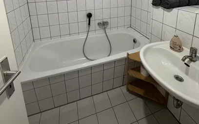 Entire apartment at Maybachstraße, Innenstadt, image 5 of 7