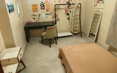 Quarto barato em {area}