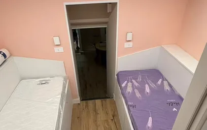 Entire apartment at Via Pietro Trinchera, San Lorenzo, image 3 of 10