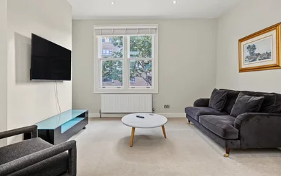 Entire apartment at Frome Street, Hoxton, image 9 of 10