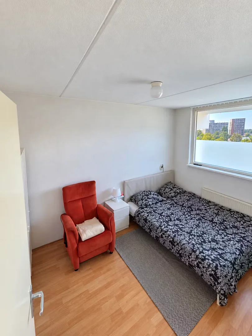 Habitación para estudiantes en  con modernas comodidades
