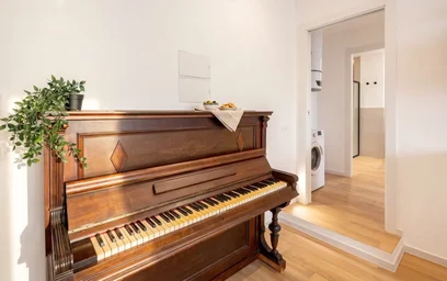 Entire apartment at Via Monfalcone, image 7 of 10