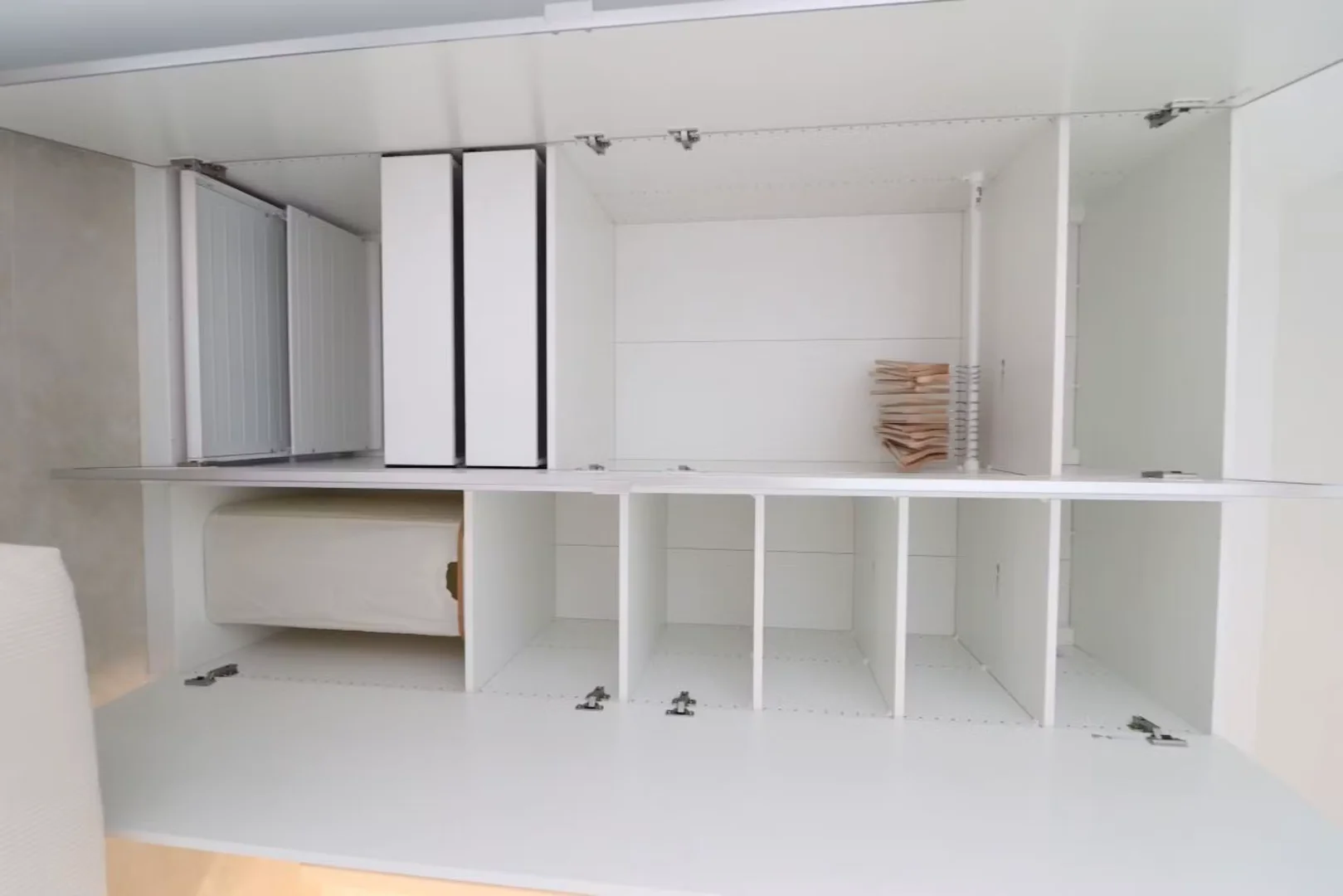 'da üniversiteye kolay erişime sahip aydınlık ve havadar öğrenci odası