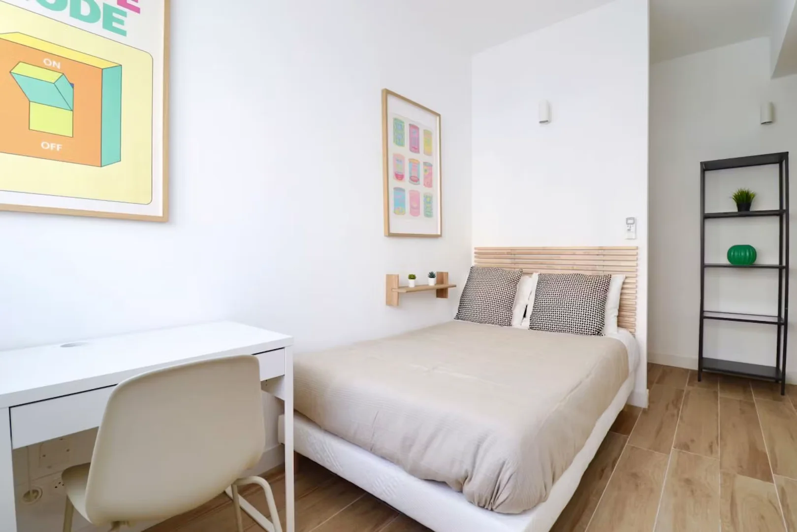Quarto amigo do estudante em  com comodidades modernas