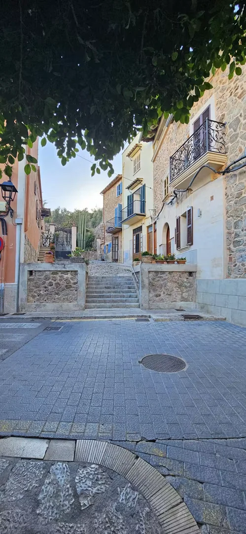 Carrer Santa Bàrbara, Centre