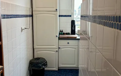 Entire apartment at Spandauer Damm, Bezirk Charlottenburg-Wilmersdorf, image 7 of 10