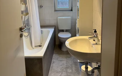 Dairenin tamamı konumu Gustavstraße, Innenstadt-West, 10 10 görüntüsü