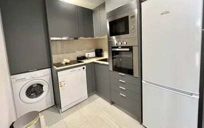 Dairenin tamamı konumu Avenida Francisco Sá Carneiro, Quarteira, 6 10 görüntüsü