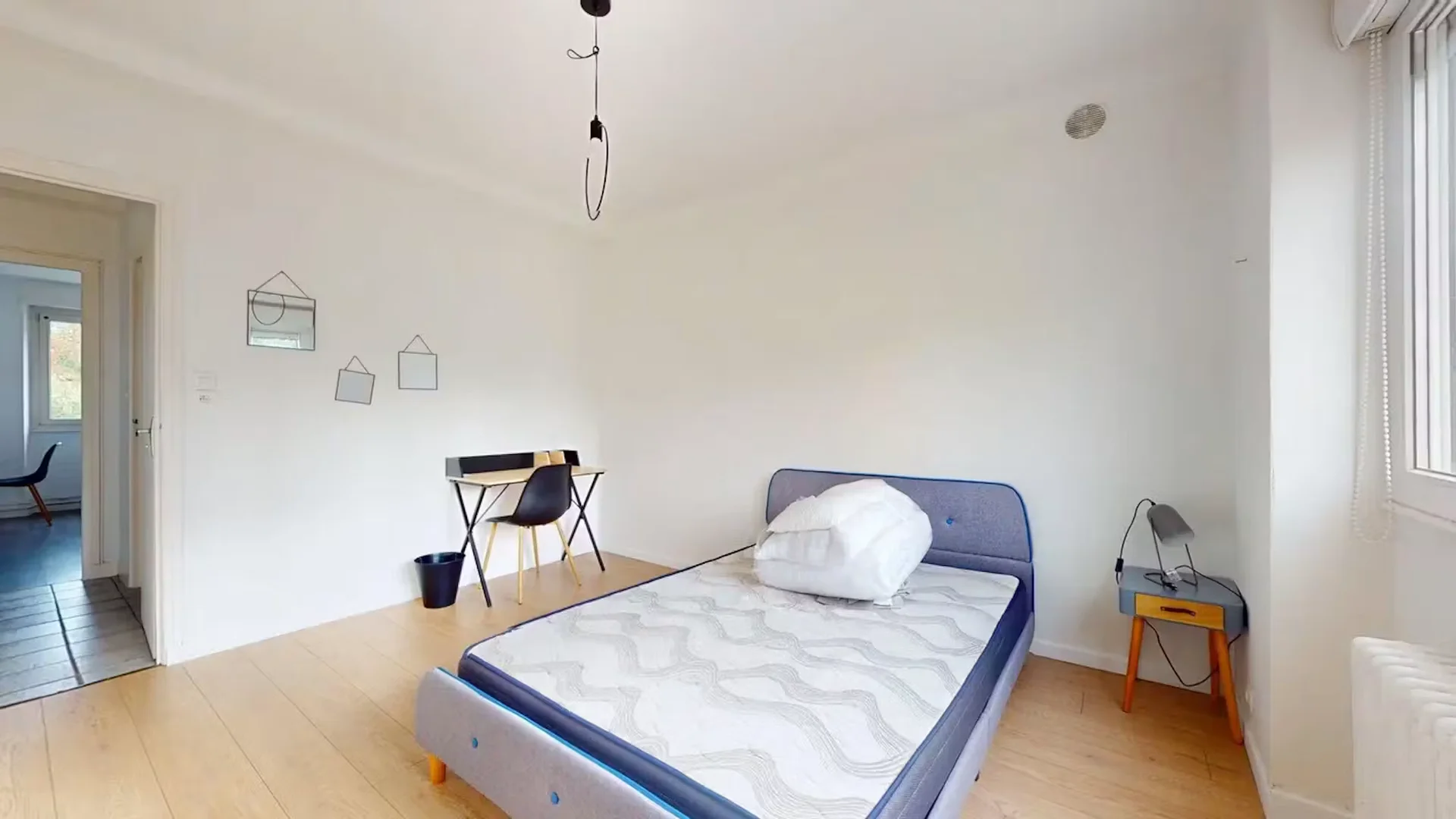 Quarto de estudante funcional perfeito para estudar em 