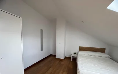 Private room at Calle Arousa, image 2 of 9