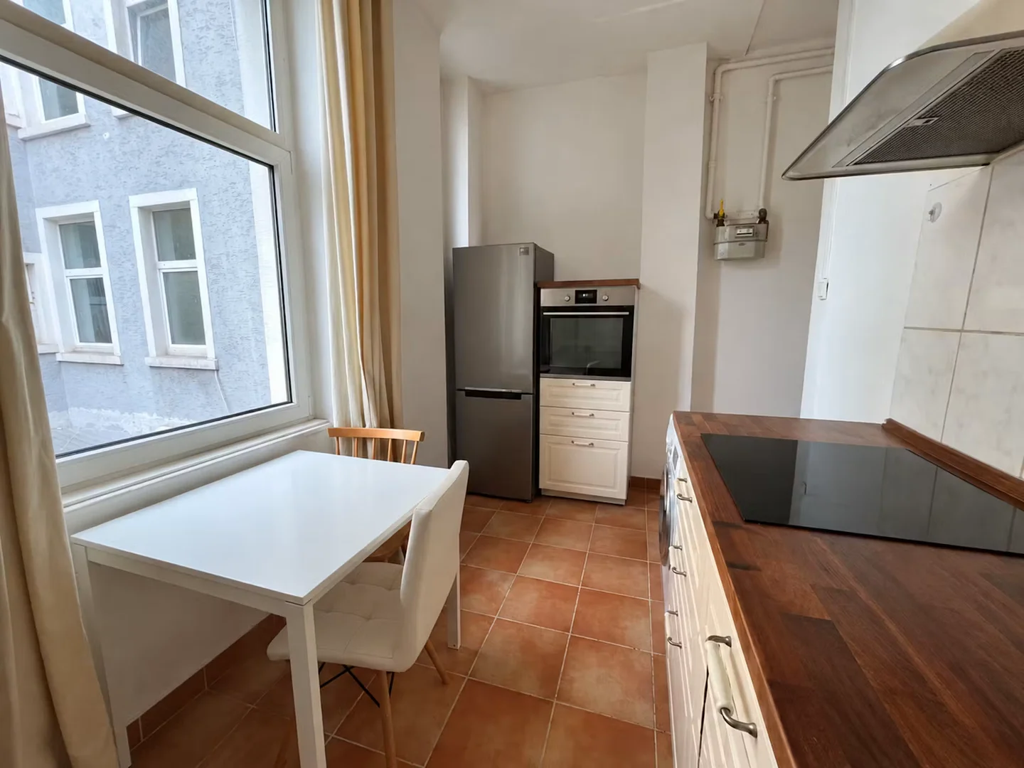 Budget-friendly student room close to campus in