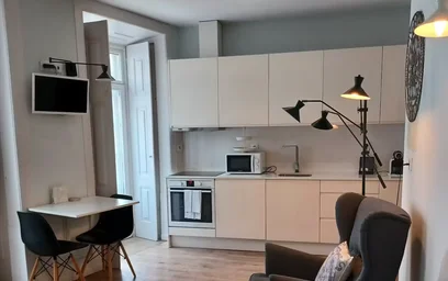 Appartamento intero in Rua da Sofia, Coimbra, immagine 1 di 10