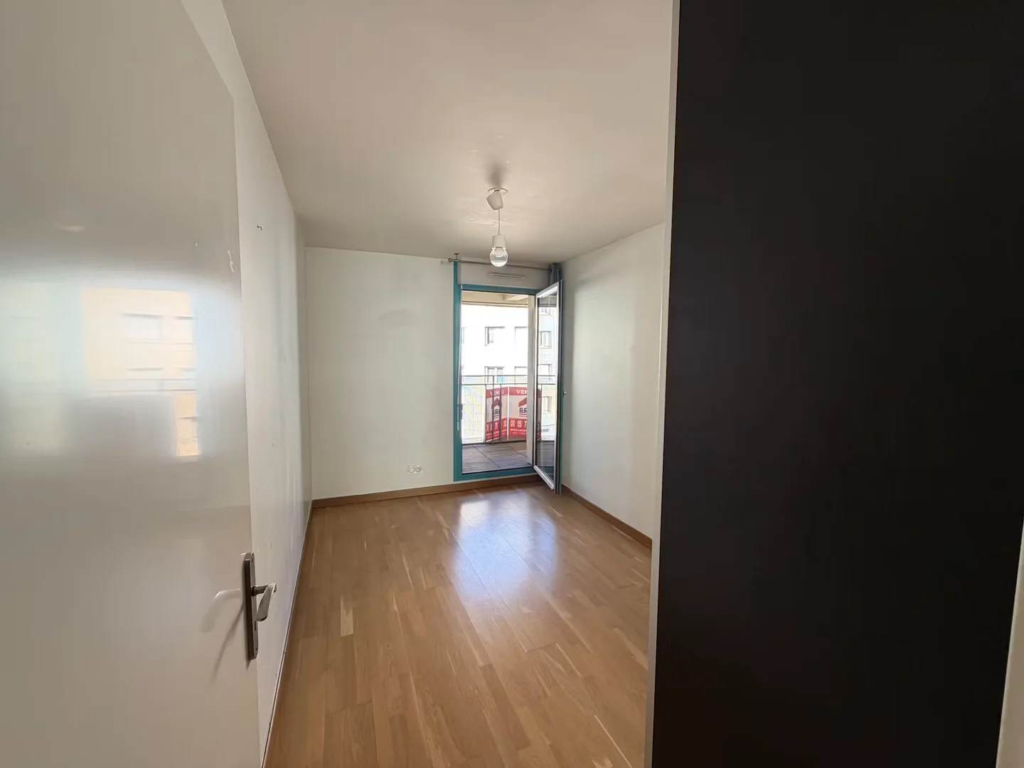 Room for rent in student apartment in , fully furnished