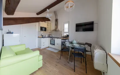 Logement entier à Via S. Nazaro, Veronetta, image 2 de 7