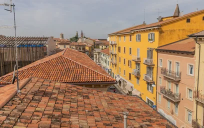 Logement entier à Via S. Nazaro, Veronetta, image 3 de 7