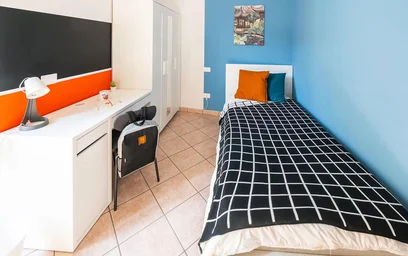 Private room at Via Torquato Tasso, image 5 of 10