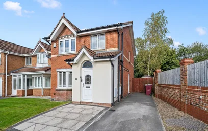 Alojamiento entero en Salterton Drive, Bolton, imagen 1 de 10
