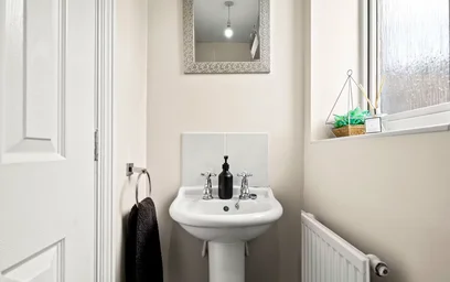 Alojamiento entero en Salterton Drive, Bolton, imagen 5 de 10