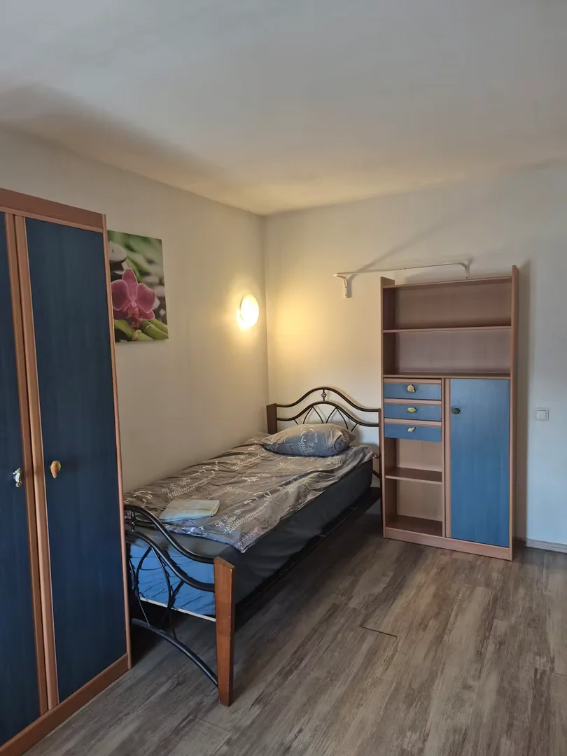 Chambre d'étudiant économique avec emplacement pratique dans 