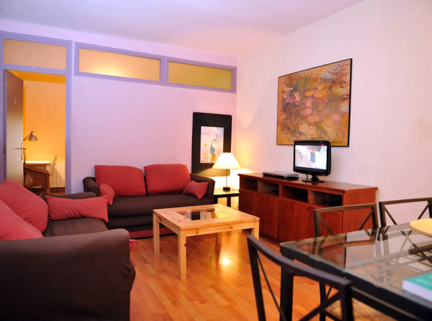 Budget-friendly student room close to campus in 