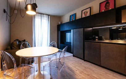 Appartamento intero in Via Marco Polo, Porta Garibaldi-Porta Nuova, immagine 2 di 10