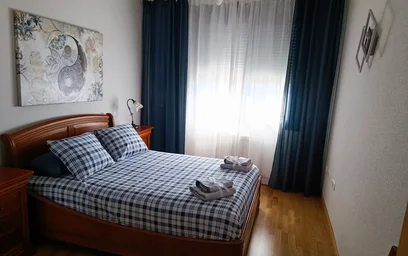 Logement situé dans le centre de {area}