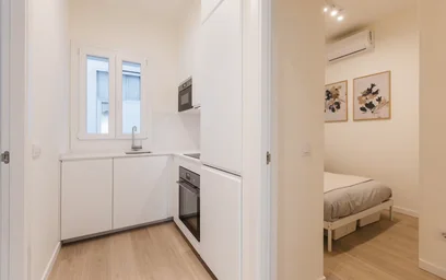 Entire apartment at Calle de Los Mesejo, Retiro, image 8 of 10