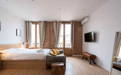 Accommodation with 3 bedrooms in {area}